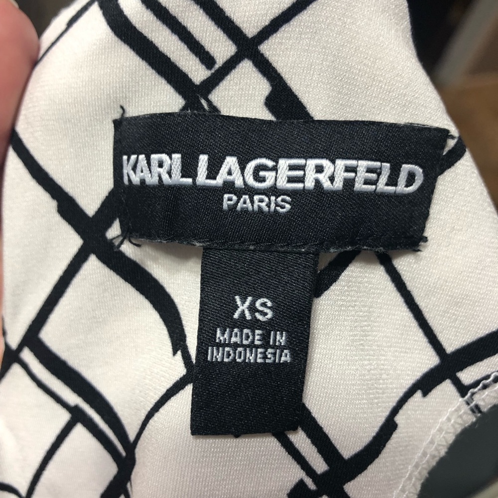 Karl Lagerfeld Black and White 3/4 sleeve top - Picture 6 of 6